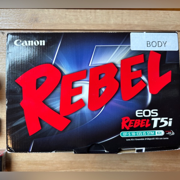 Canon EOS rebel T5i - Picture 4 of 13